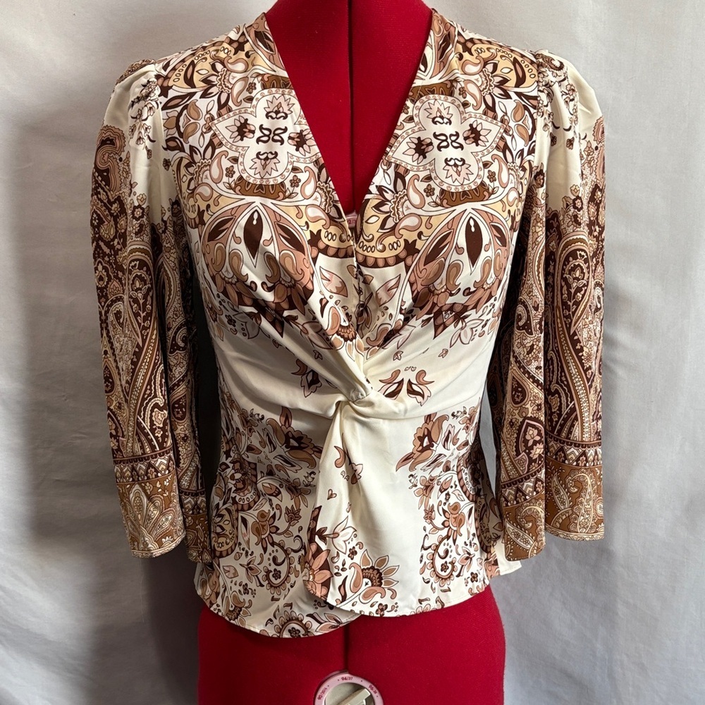 cupcakes & cashmere Beige and Brown Patterned Blouse XS243